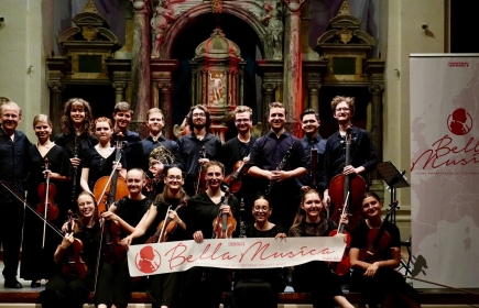 ROTARY AMBASSADORS ON TOUR!
ENSEMBLE BELLA MUSICA AB MORGEN IN ITALIEN UND DEUTSCHLAND ZU ERLEBEN!